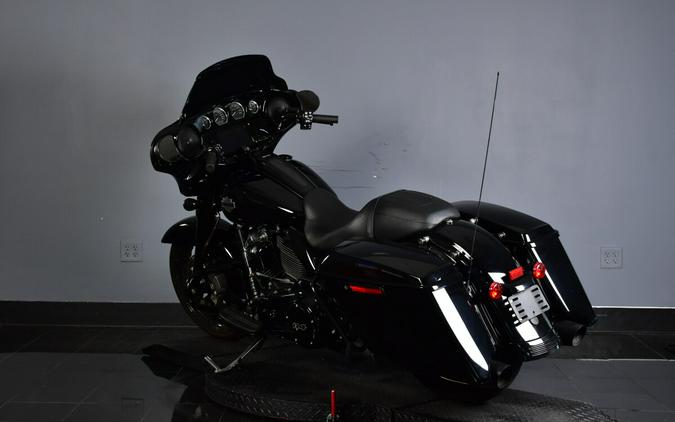 2022 Harley-Davidson Street Glide Special