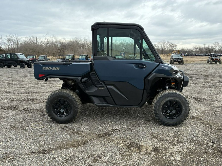 2026 Can-Am Defender XT CAB HD11
