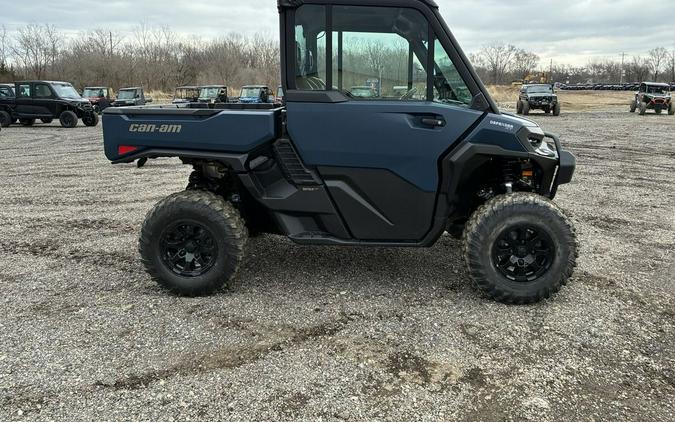 2026 Can-Am Defender XT CAB HD11