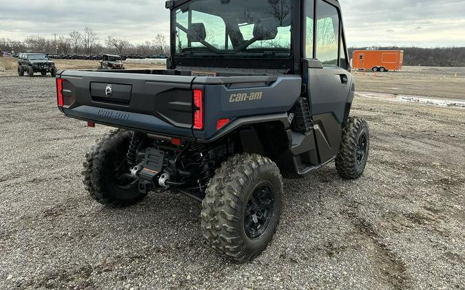 2026 Can-Am Defender XT CAB HD11