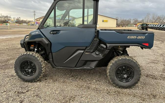 2026 Can-Am Defender XT CAB HD11