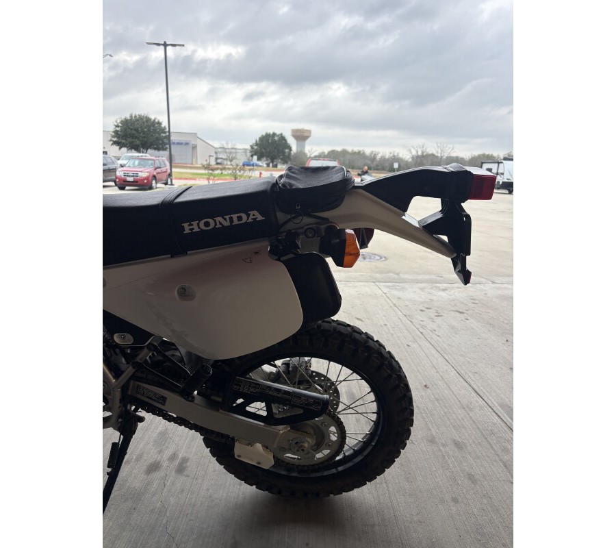 2025 Honda XR650L White