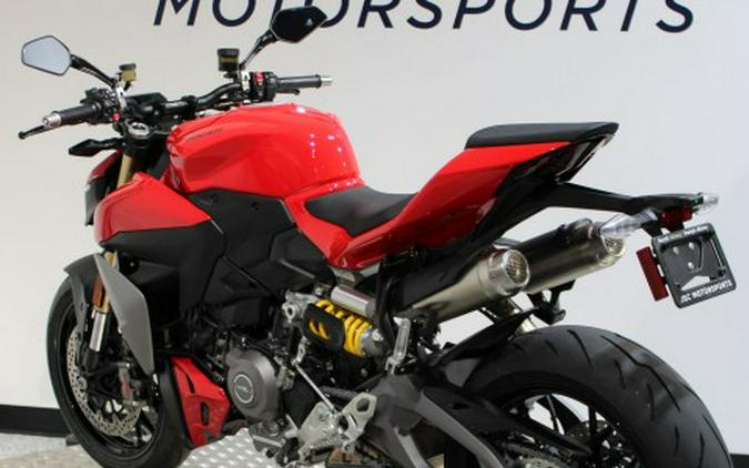 2026 Ducati Streetfighter V2