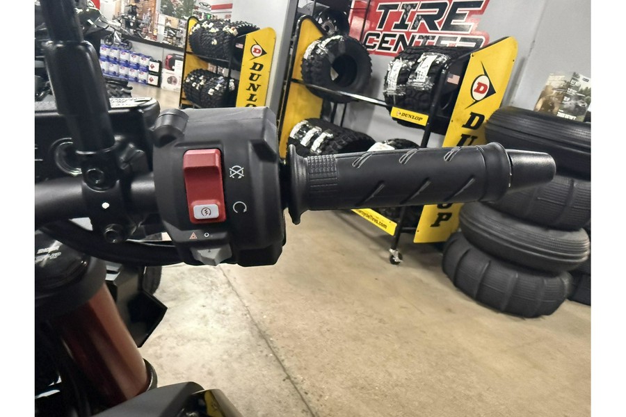 2026 CB750 Hornet E-Clutch - Honda