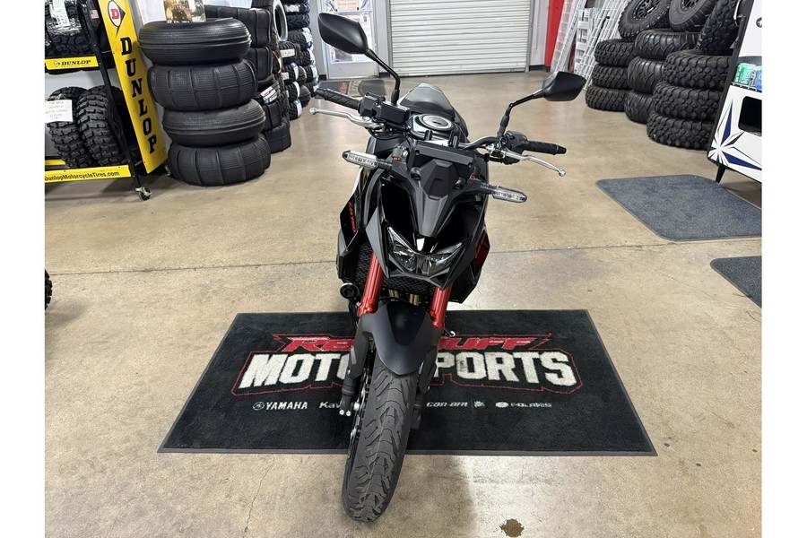 2026 CB750 Hornet E-Clutch - Honda