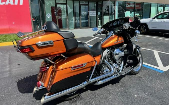 2015 Harley-Davidson® FLHTKL - Ultra Limited Low