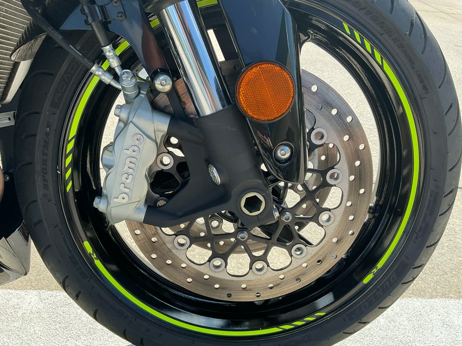 2023 Suzuki Motor of America Inc. GSX-R600Z