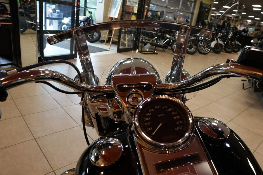 Used 2016 HARLEY-DAVIDSON HD TOURING FLHR ROAD KING FOR SALE NEAR EDEN PRAIRIE, MN