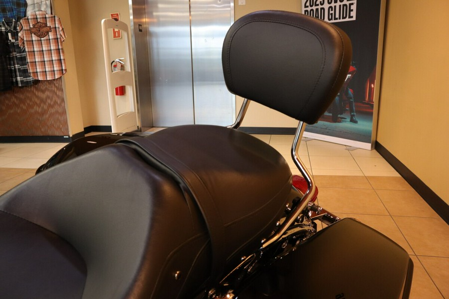 Used 2016 HARLEY-DAVIDSON HD TOURING FLHR ROAD KING FOR SALE NEAR EDEN PRAIRIE, MN