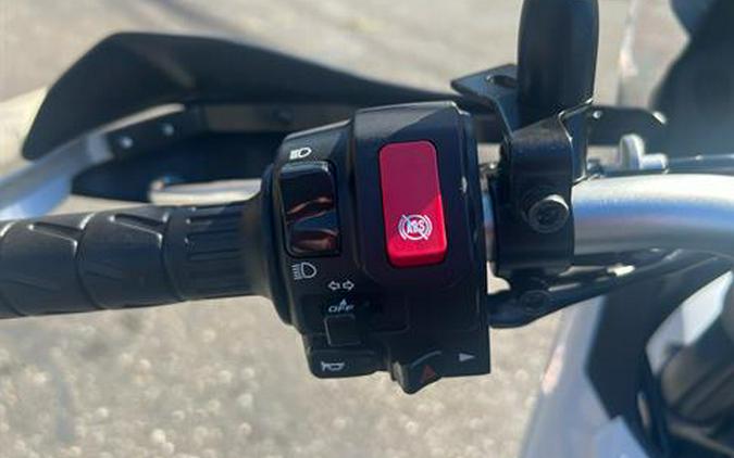 2026 Kawasaki KLE®500 SE ABS
