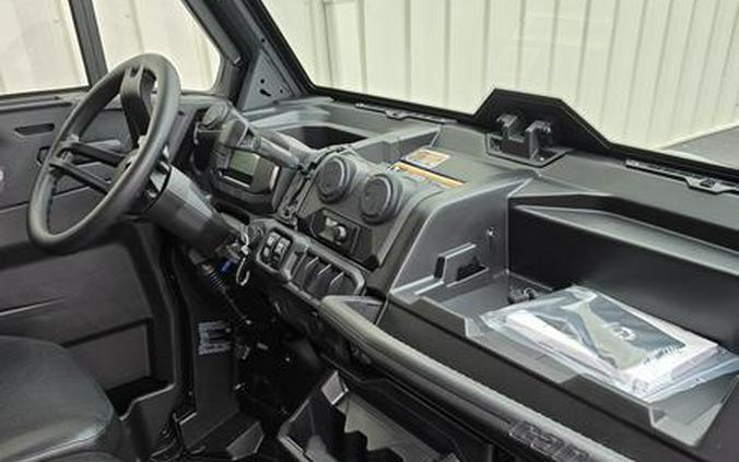 2026 CAN AM 707117 SSV DEF MAX DPSCAB 65 HD10 GN