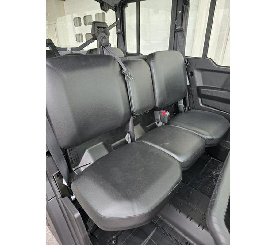 2026 CAN AM 707117 SSV DEF MAX DPSCAB 65 HD10 GN