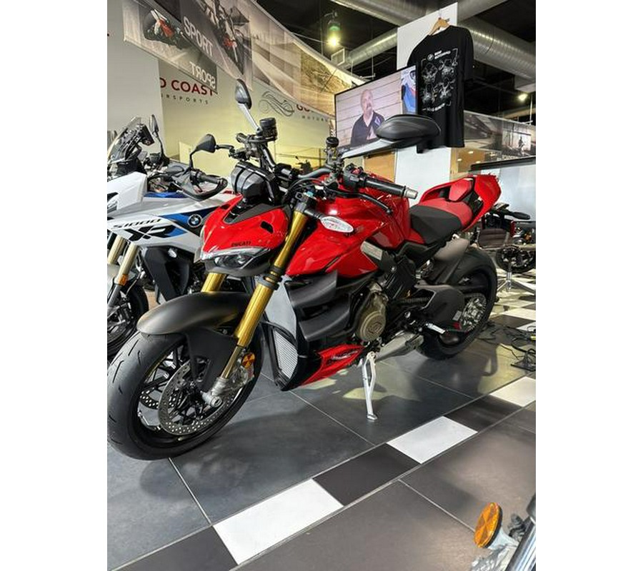 2024 Ducati Streetfighter V4 S Red