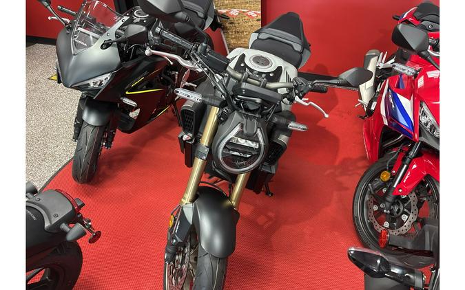 2025 Honda CB650R E-Clutch