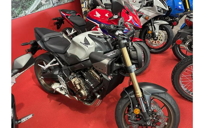 2025 Honda CB650R E-Clutch