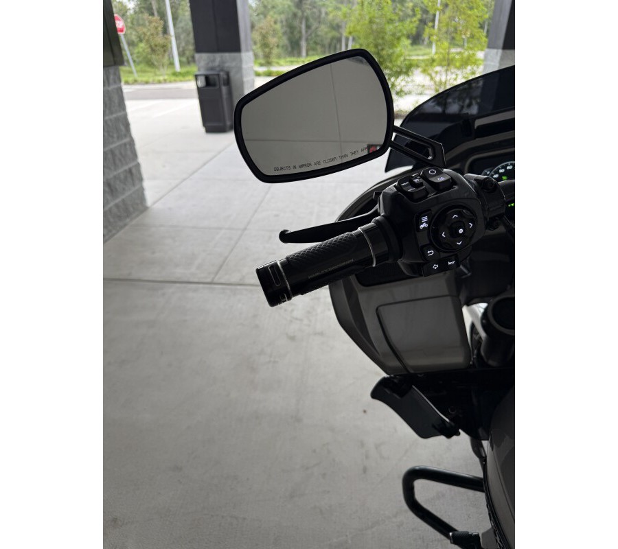 2023 Harley-Davidson® CVO™ Road Glide®