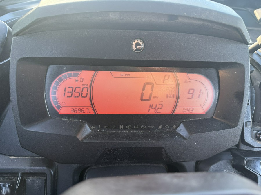 2024 Can-Am Defender MAX Lone Star CAB