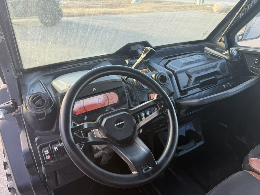 2024 Can-Am Defender MAX Lone Star CAB
