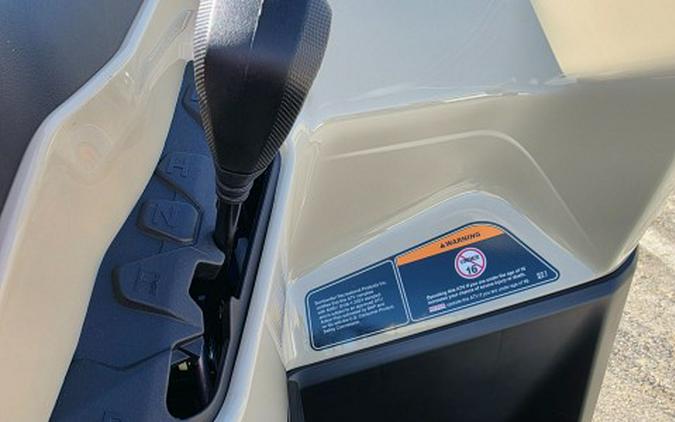 2026 Can-Am Outlander PRO XU HD7