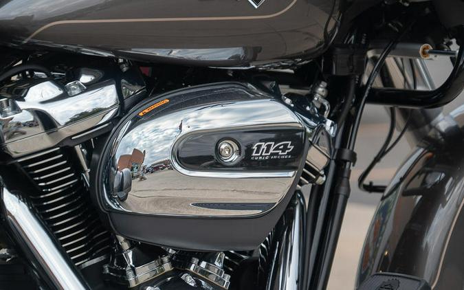 2023 Harley-Davidson® FLTRT - Road Glide® 3