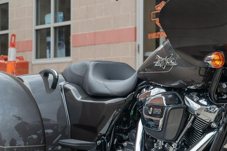 2023 Harley-Davidson® FLTRT - Road Glide® 3