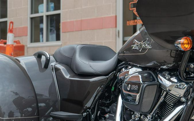 2023 Harley-Davidson® FLTRT - Road Glide® 3