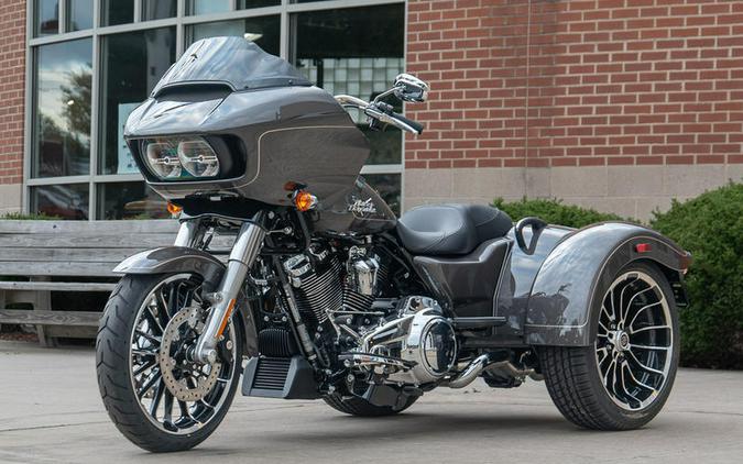 2023 Harley-Davidson® FLTRT - Road Glide® 3