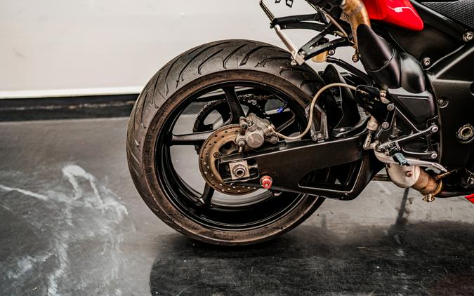 2012 Yamaha Motor Corp., USA YZF-R1