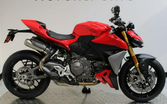 2026 Ducati Streetfighter V2 S