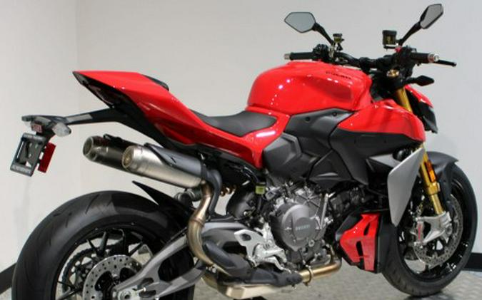 2026 Ducati Streetfighter V2 S