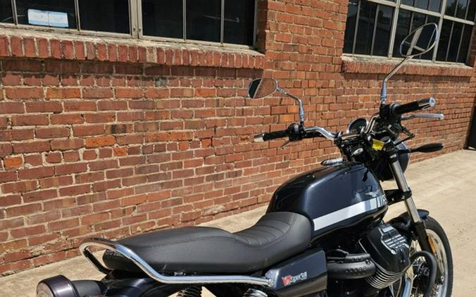 2023 Moto Guzzi V7 Special
