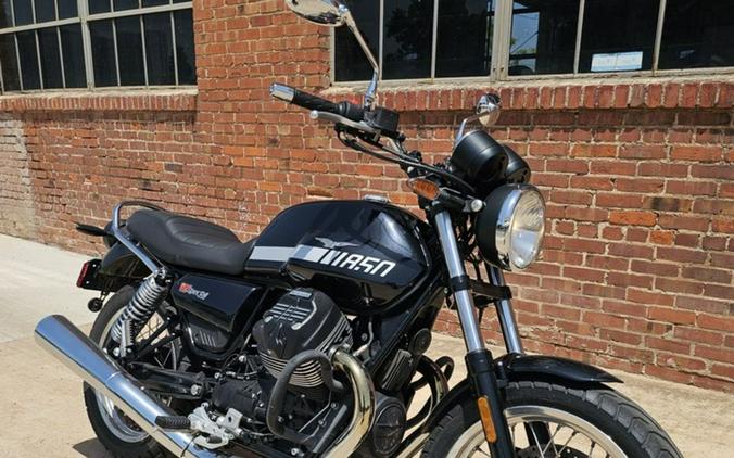 2023 Moto Guzzi V7 Special