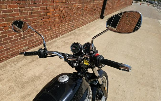 2023 Moto Guzzi V7 Special