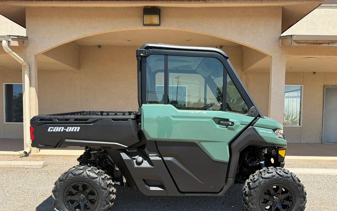 2026 Can-Am Defender DPS CAB