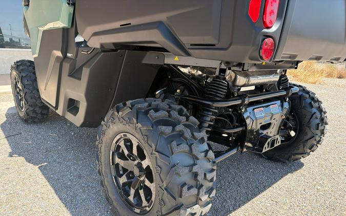 2026 Can-Am Defender DPS CAB