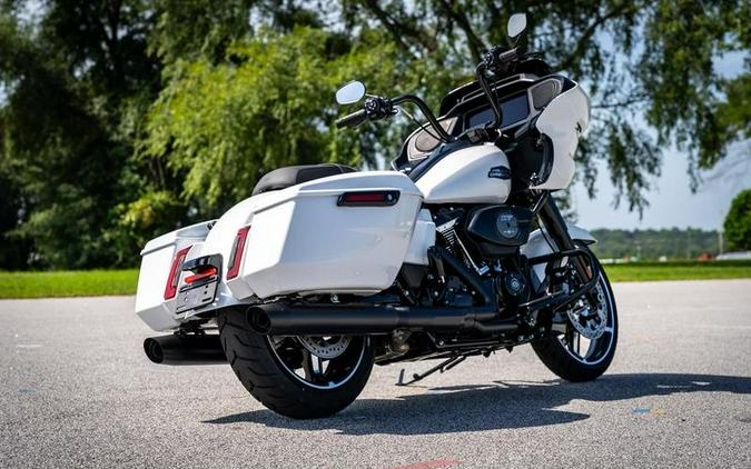 2024 Harley-Davidson® FLTRX - Road Glide®