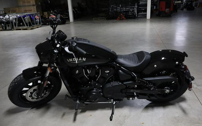 2025 Indian Motorcycle® Scout® Bobber Black Metallic