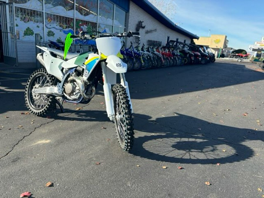 2025 Husqvarna Motorcycles FC 350 450