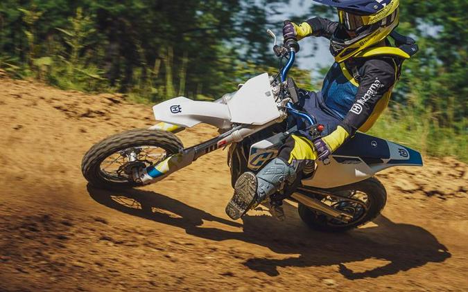 2024 Husqvarna® EE 5