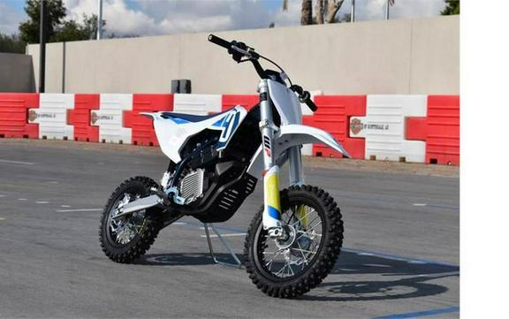 2024 Husqvarna® EE 5