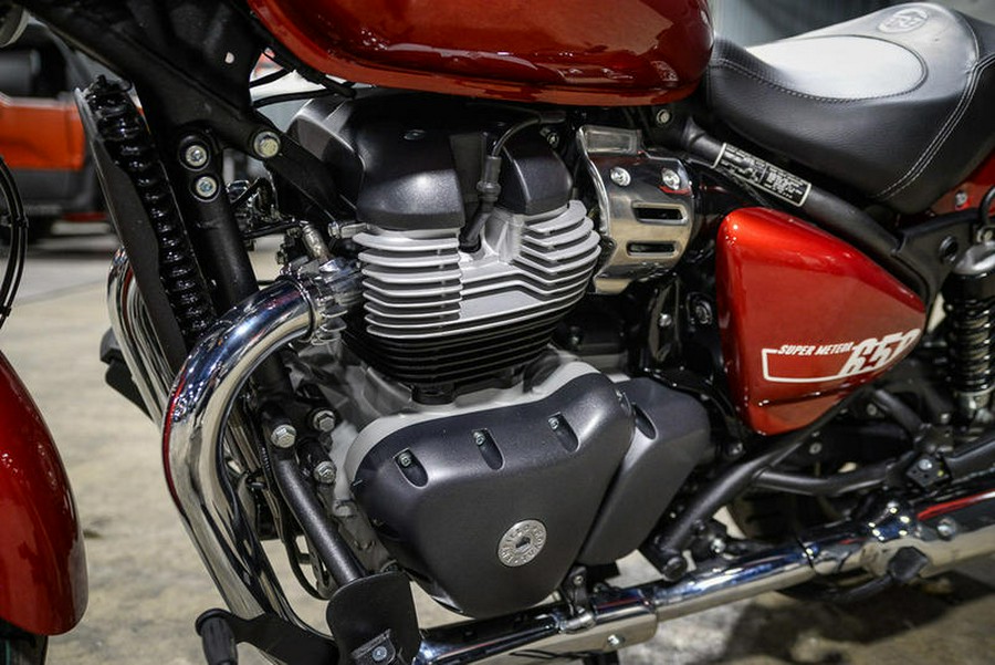 2024 Royal Enfield Super Meteor 650 Celestial Red