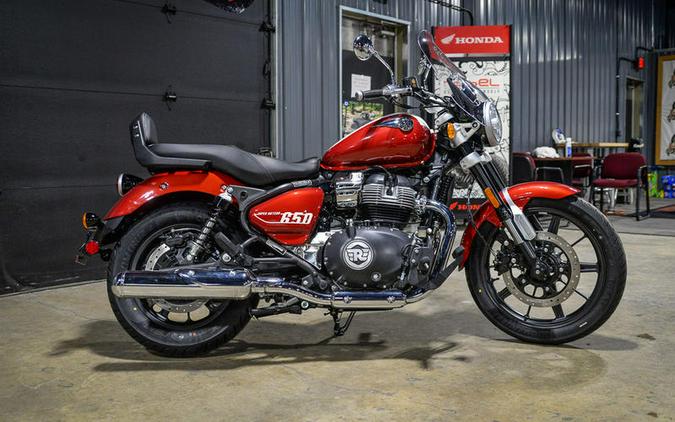 2024 Royal Enfield Super Meteor 650 Celestial Red