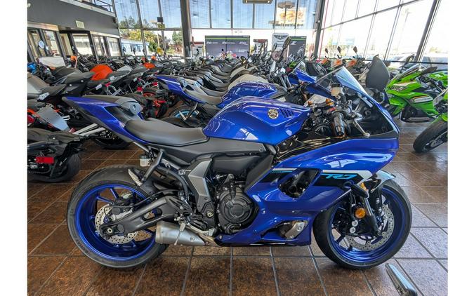 2025 Yamaha YZF R7