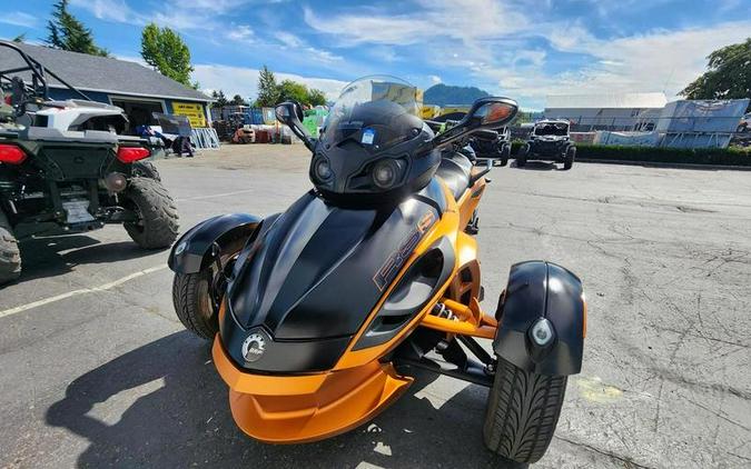 2011 Can-Am® Spyder Roadster RS-S