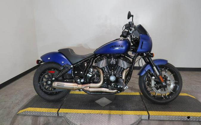 2023 Indian Motorcycle® Sport Chief Icon Spirit Blue Smoke