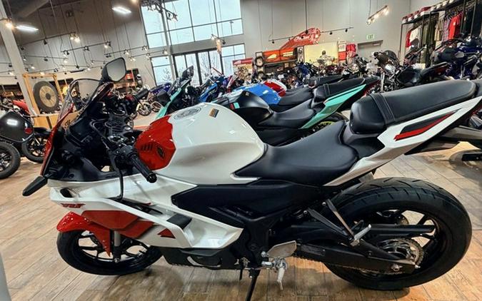 2026 Yamaha YZFR3ATW