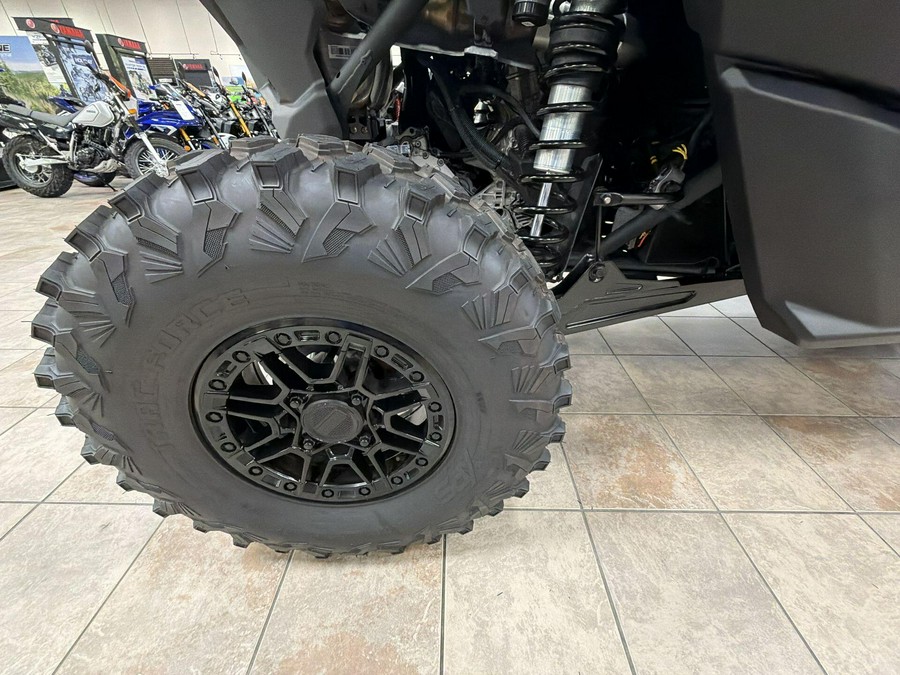 2026 Can-Am MAVERICK R MAX X RS WITH SMART-SHOX 999T DCT