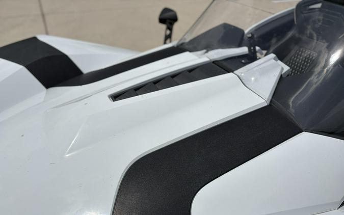 2019 Slingshot S 49ST WHITE LIGHTNING