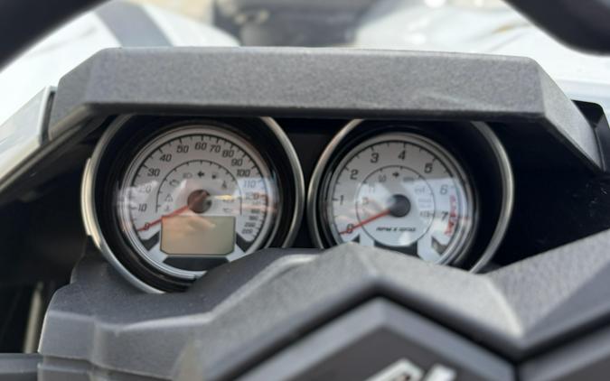 2019 Slingshot S 49ST WHITE LIGHTNING