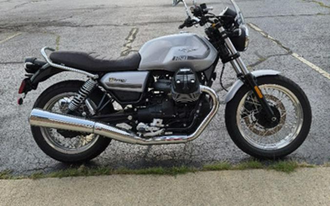 2021 Moto Guzzi V7 Special 850 Special E5